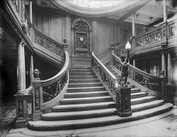 Titanic OlympicFirstClassStaircase
